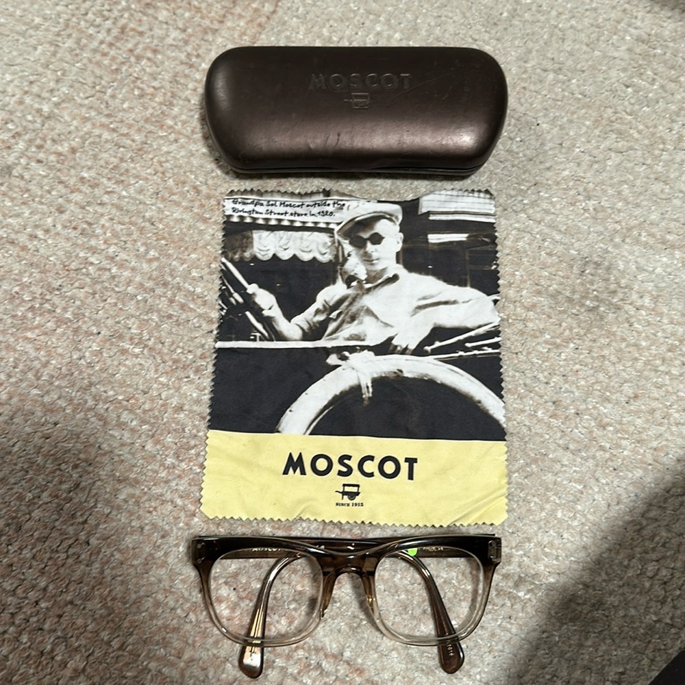 Moscot Original BABA Sun 49-22-145 col: grey fade  Excellent condition.